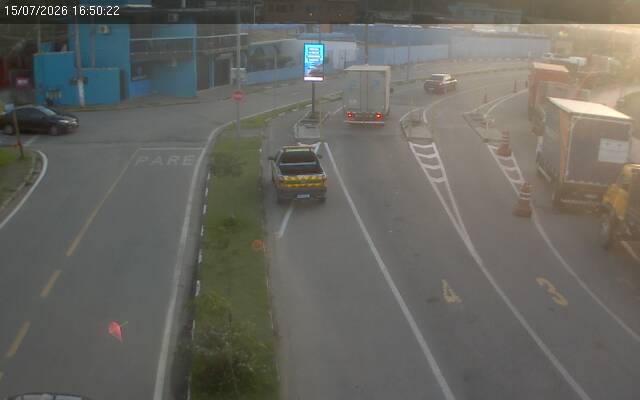 Câmera ao vivo — Ilhabela · fila